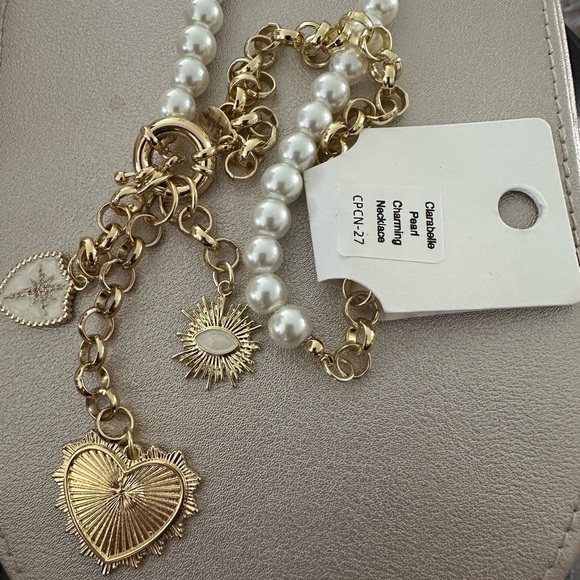 NWT Gold and White Pearl Charm Necklace - Picture 1 of 7